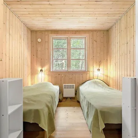 1437-aakirkeby-sjostauan-9 Casa de Férias *